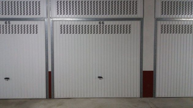Foto 1 de Garaje en alquiler en Noja de 16 m²