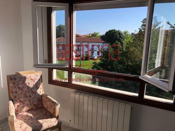 Foto 2 de Dúplex en venda a Noja de 2 habitacions amb terrassa i balcó