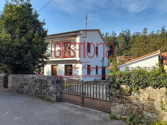 Foto 2 de Xalet en venda a Cabezón de la Sal de 3 habitacions amb garatge i jardí