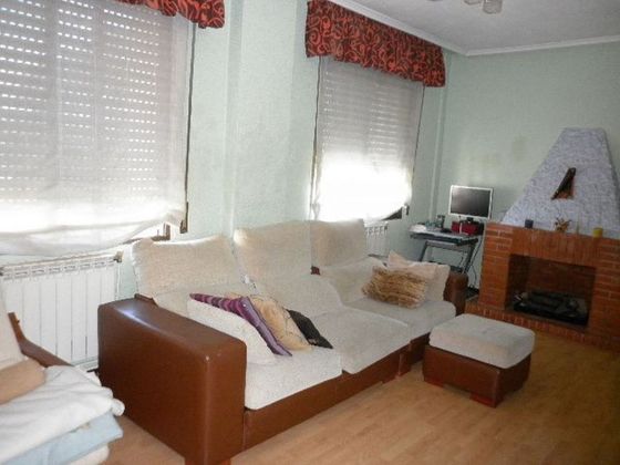 Foto 1 de Pis en venda a Erandio de 2 habitacions amb terrassa i calefacció