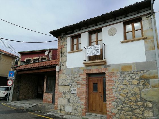 Foto 1 de Casa en venda a Peñacastillo - Nueva Montaña de 4 habitacions amb terrassa i garatge