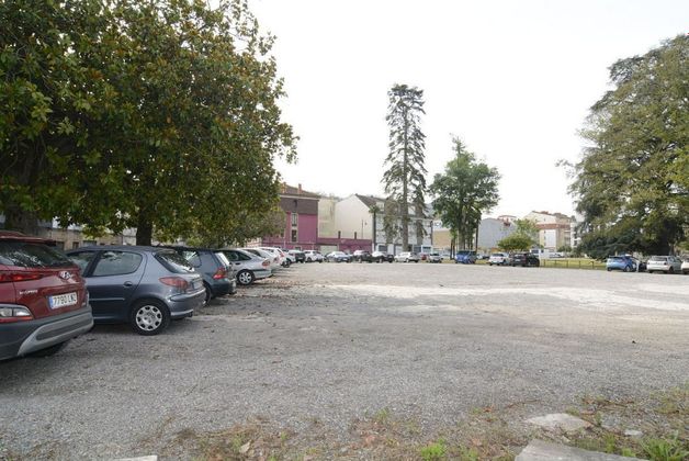 Foto 2 de Venta de terreno en Villaviciosa - Amandi de 3753 m²