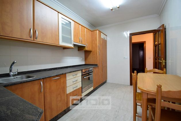 Foto 2 de Pis en venda a San Roque - As Fontiñas de 2 habitacions amb garatge i calefacció