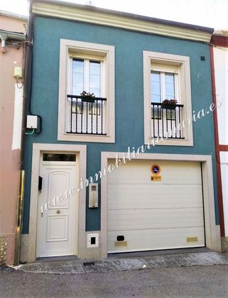Foto 1 de Casa en venta en calle La Muralla de 2 habitaciones con terraza y garaje