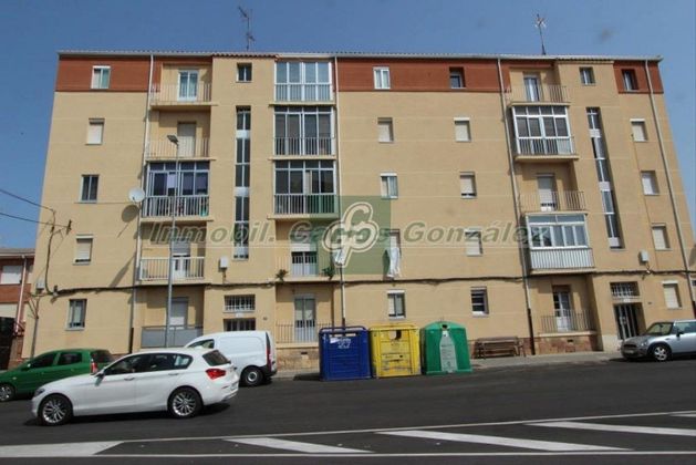 Foto 1 de Venta de piso en calle De Las Eras de 3 habitaciones con balcón y calefacción
