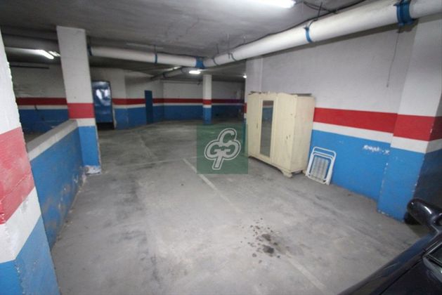 Foto 2 de Garaje en venta en calle Cervantes de 39 m²