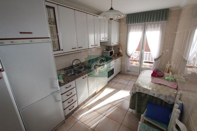 Foto 2 de Piso en venta en calle Astorga de 3 habitaciones con terraza y calefacción