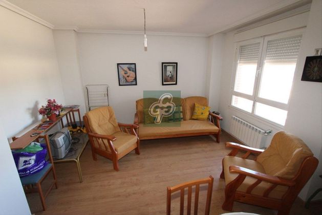 Foto 2 de Piso en venta en calle Cartagena de Indias de 2 habitaciones con terraza y calefacción