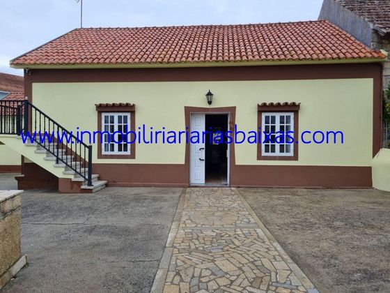 Foto 1 de Casa en venda a calle Lugar Areeiros de 3 habitacions amb garatge i jardí