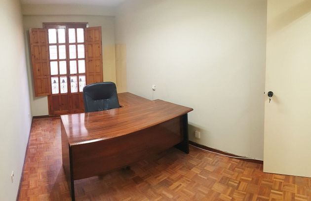 Foto 2 de Oficina en alquiler en calle Jesús de 22 m²