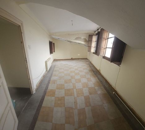 Foto 1 de Pis en venda a calle Asturias de 3 habitacions amb calefacció i ascensor