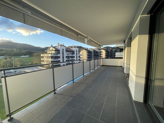 Foto 2 de Pis en venda a Hondarribia de 3 habitacions amb terrassa i piscina