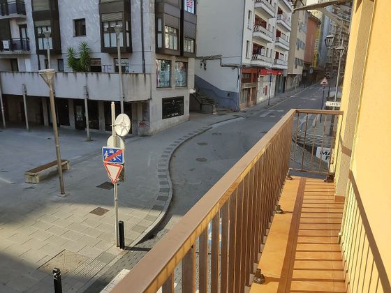 Foto 1 de Pis en venda a Ondarroa de 3 habitacions amb balcó