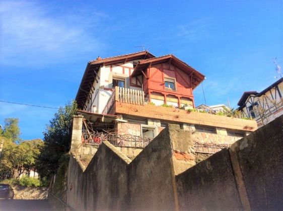 Foto 2 de Pis en venda a Begoña de 6 habitacions amb terrassa i garatge