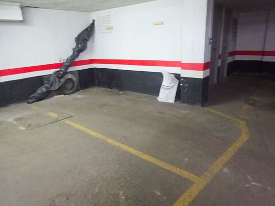 Foto 2 de Garaje en venta en Santutxu de 10 m²