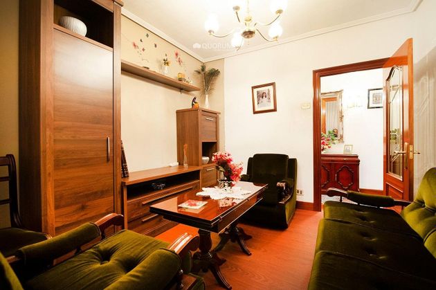 Foto 2 de Pis en venda a Zurbarán-Arabella de 3 habitacions amb terrassa i calefacció