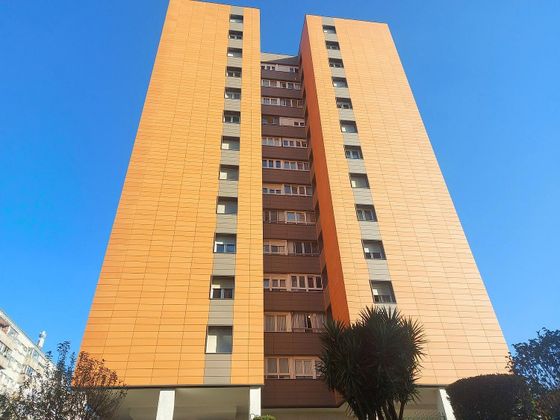 Foto 2 de Pis en venda a Otxarkoaga de 4 habitacions amb balcó i ascensor