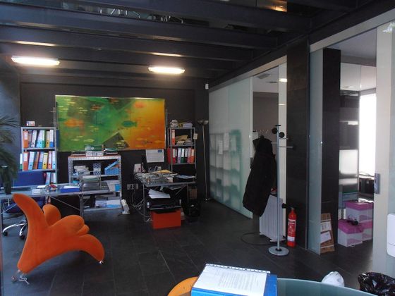 Foto 2 de Oficina en venta en calle Simón Bolívar de 150 m²