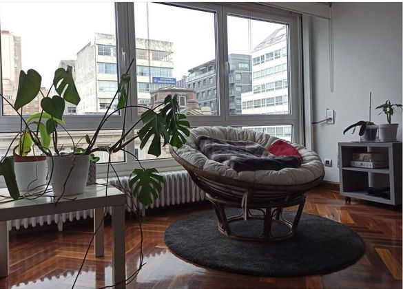 Foto 2 de Pis en venda a Ensanche de 2 habitacions amb terrassa i calefacció