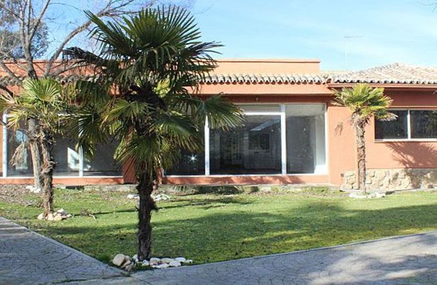 Foto 2 de Casa en venda a Los Cigarrales-La Bastida de 7 habitacions amb piscina