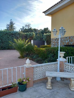 Foto 2 de Xalet en venda a calle Comuneros de Castilla de 5 habitacions amb terrassa i piscina