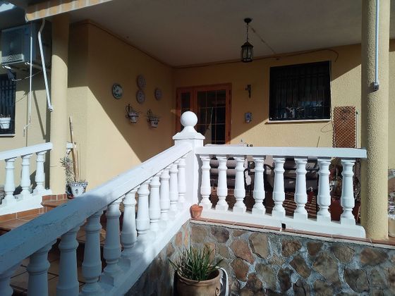 Foto 1 de Chalet en venta en calle Comuneros de Castilla de 5 habitaciones con terraza y piscina