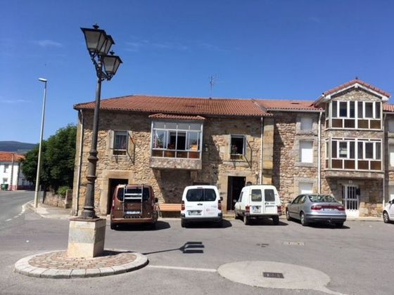 Foto 1 de Casa en venda a calle San Miguel de 4 habitacions amb garatge i calefacció