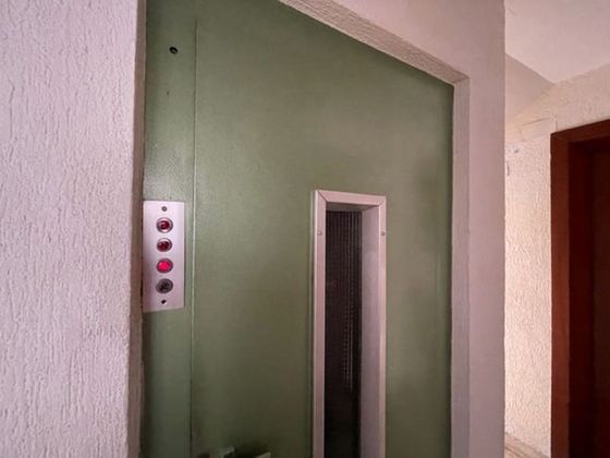 Foto 2 de Piso en venta en calle Peñas Arriba de 3 habitaciones con calefacción y ascensor