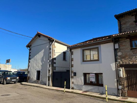 Foto 1 de Casa en venda a calle Matamorosa de 3 habitacions amb garatge i calefacció