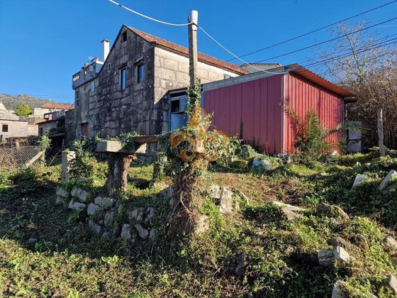 Foto 1 de Casa adossada en venda a Gondomar de 3 habitacions amb terrassa i jardí