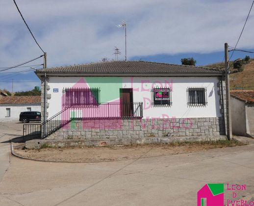 Foto 1 de Casa en venda a Maya (La) de 4 habitacions amb piscina i garatge