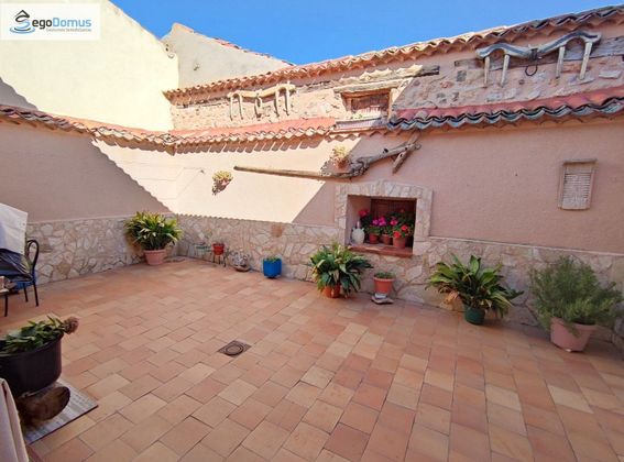 Foto 2 de Chalet en venta en Otero de Herreros de 4 habitaciones con terraza y garaje