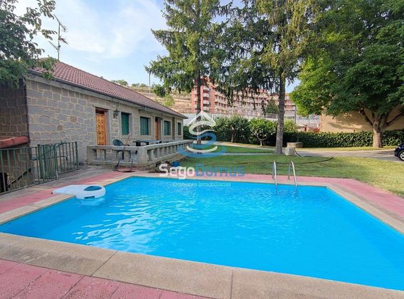 Foto 1 de Casa en venda a San Lorenzo - San Marcos de 5 habitacions amb terrassa i piscina