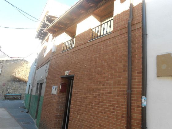 Foto 1 de Casa adossada en venda a calle San Andrés de 4 habitacions amb terrassa i calefacció