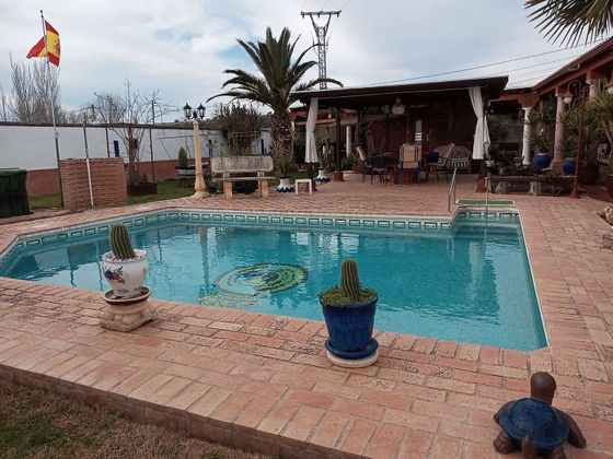 Foto 1 de Venta de chalet en Picón de 3 habitaciones con piscina y garaje