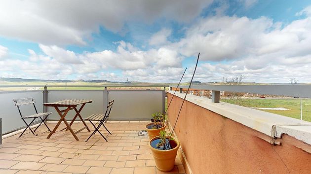 Foto 1 de Àtic en venda a calle De Miriam Blasco de 2 habitacions amb terrassa i piscina