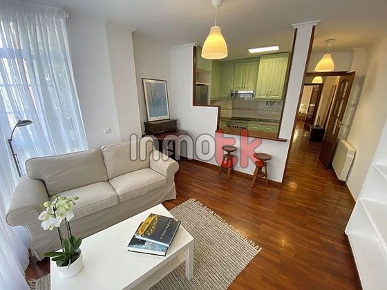 Foto 1 de Alquiler de piso en Ciudad Vieja de 1 habitación con muebles y calefacción