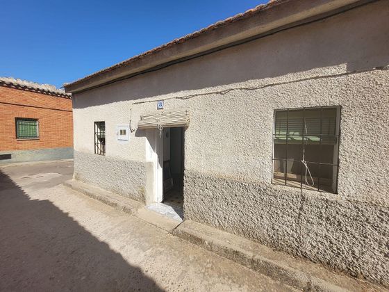 Foto 1 de Xalet en venda a Domingo Pérez de 2 habitacions amb terrassa i piscina