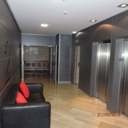 Foto 2 de Oficina en alquiler en Erandio con ascensor