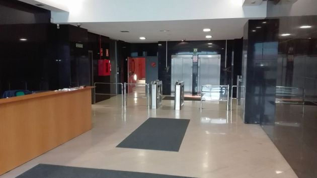 Foto 2 de Oficina en venda a calle Ribera de Axpe Etorbidea amb ascensor