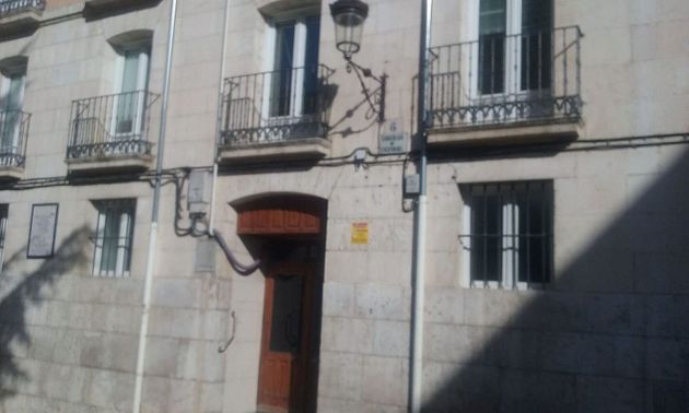 Foto 2 de Edifici en lloguer a Centro - Burgos amb ascensor