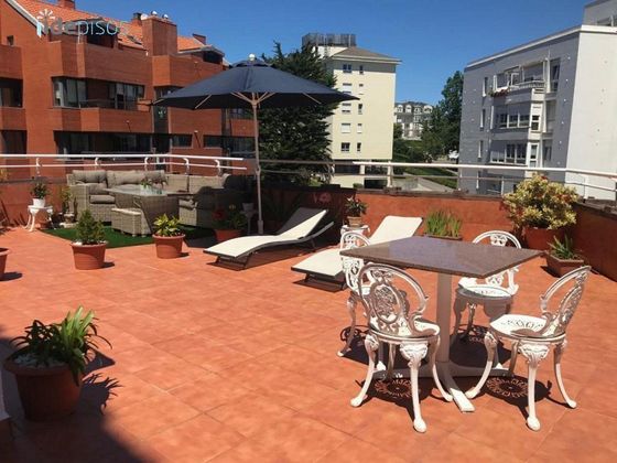 Foto 1 de Alquiler de piso en Valdenoja - La Pereda de 3 habitaciones con terraza y piscina