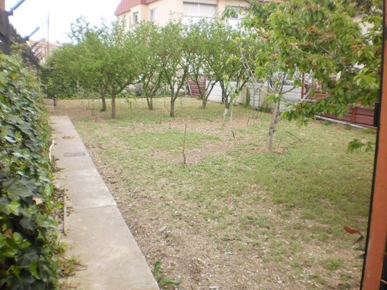 Foto 1 de Xalet en venda a Miranda de Ebro de 3 habitacions amb jardí i mobles