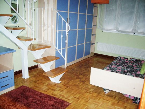 Foto 1 de Venta de piso en Miranda de Ebro de 2 habitaciones con garaje y muebles