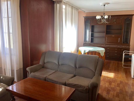 Foto 1 de Pis en venda a Miranda de Ebro de 4 habitacions amb calefacció i ascensor