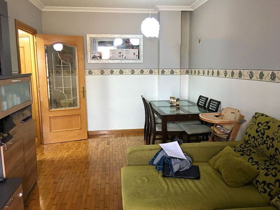 Foto 1 de Venta de piso en Miranda de Ebro de 2 habitaciones con terraza y garaje