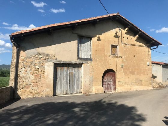 Foto 1 de Casa en venda a Miranda de Ebro de 3 habitacions amb garatge i jardí