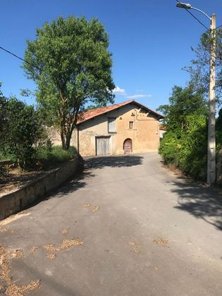 Foto 2 de Casa en venda a Miranda de Ebro de 3 habitacions amb garatge i jardí