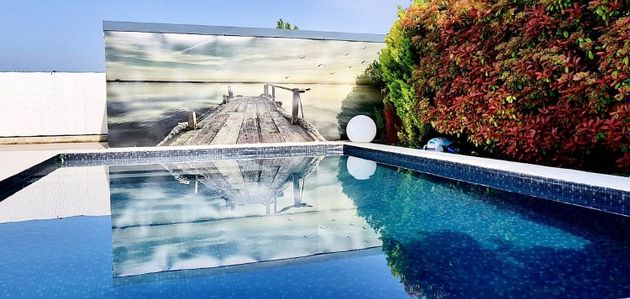 Foto 2 de Xalet en venda a Miranda de Ebro de 4 habitacions amb terrassa i piscina
