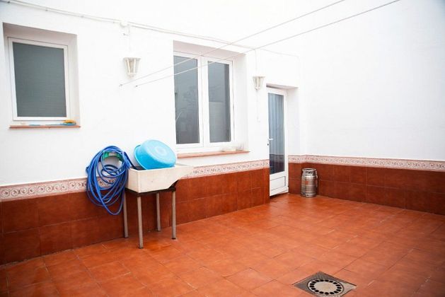 Foto 1 de Chalet en venta en Tomelloso de 4 habitaciones con garaje y aire acondicionado